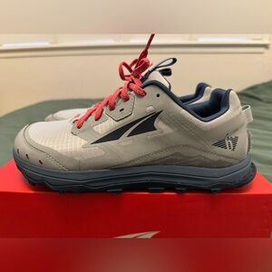 Altra Lone Peak 6 Size 9 Mens Gray/Blue